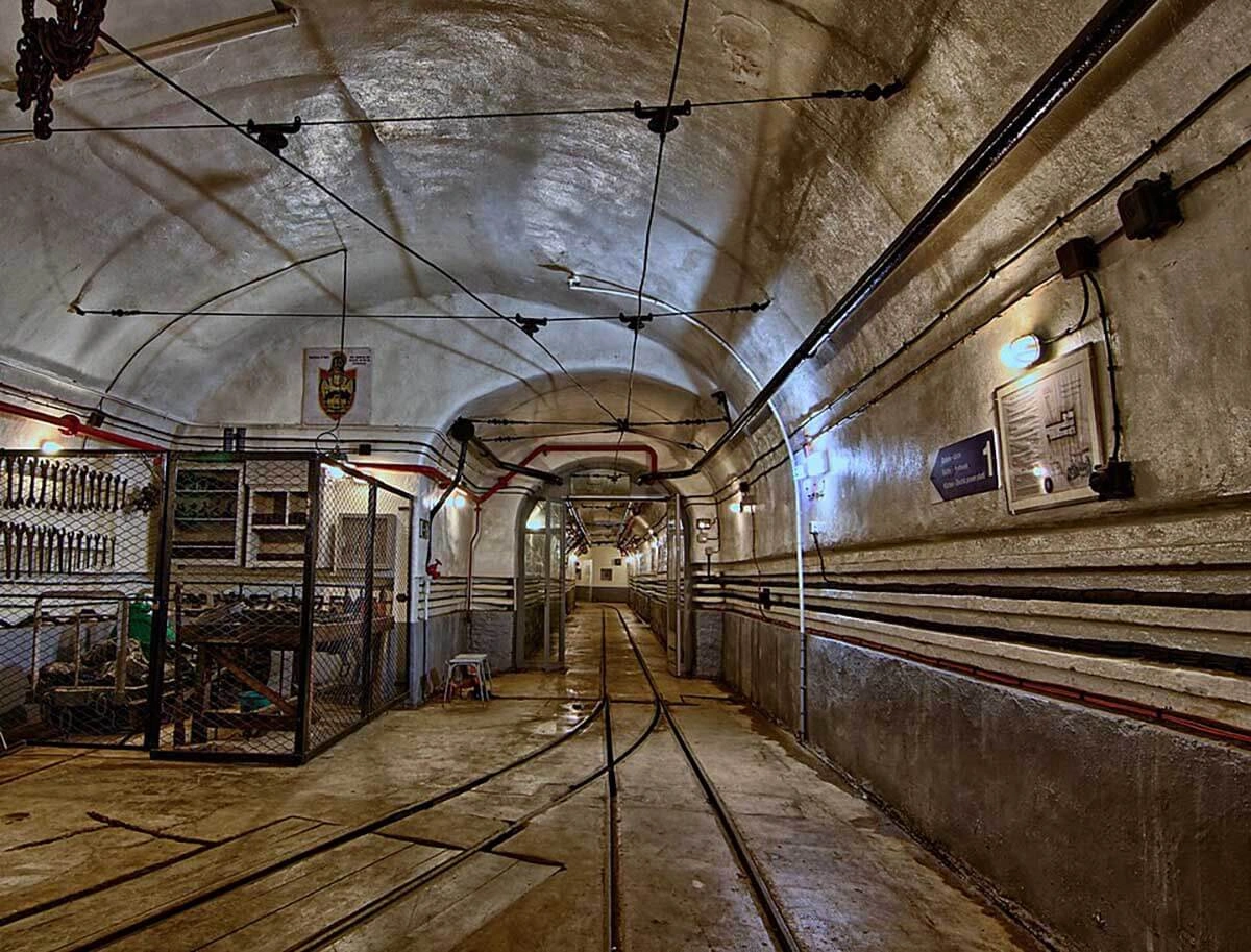 Galeries souterraines Ligne Maginot - 10 km de tunnels